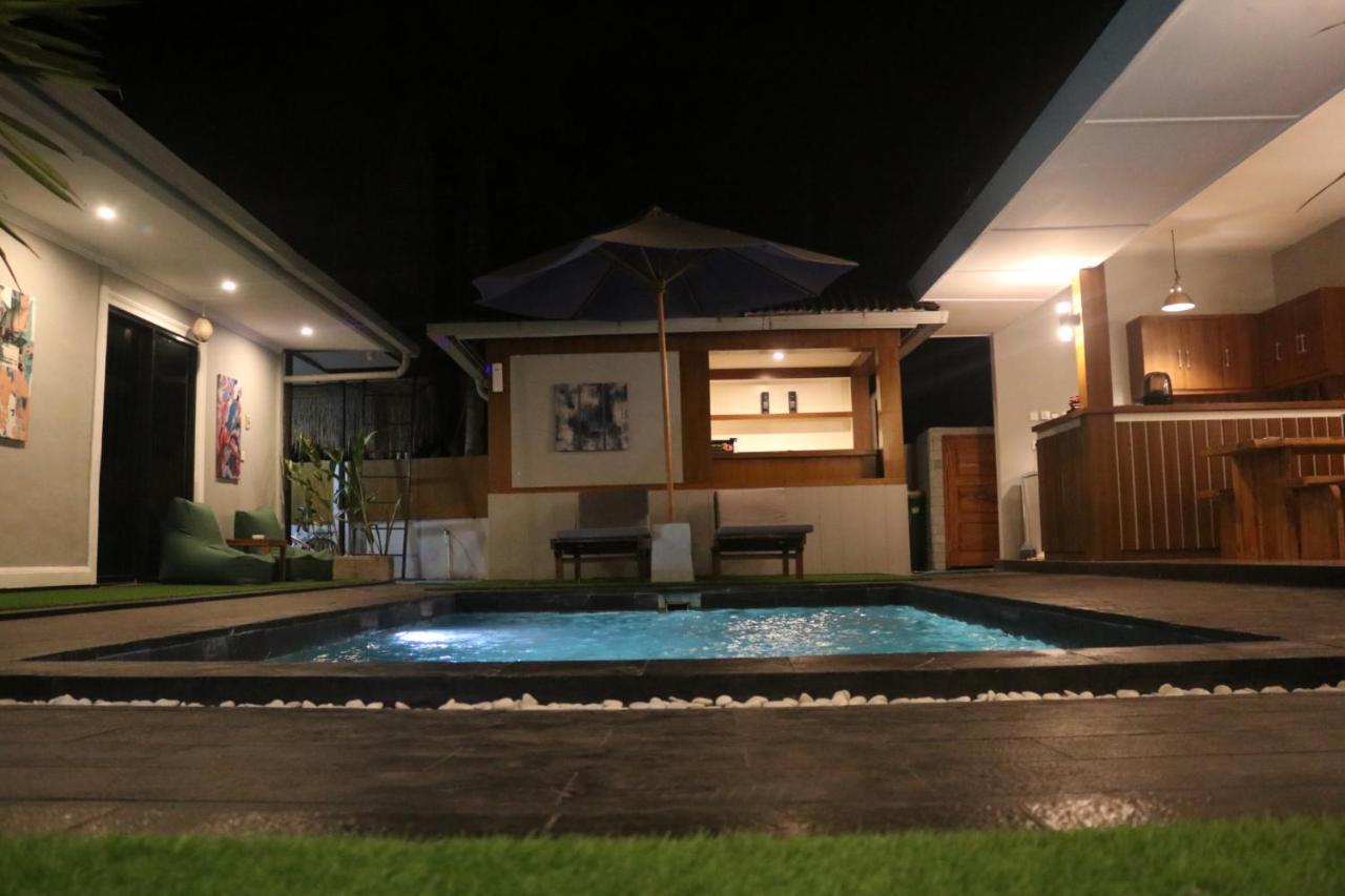 Bale Datu Bungallow Gili Trawangan Exterior foto